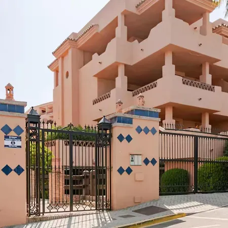 Apartment To Home&royal Marbella *